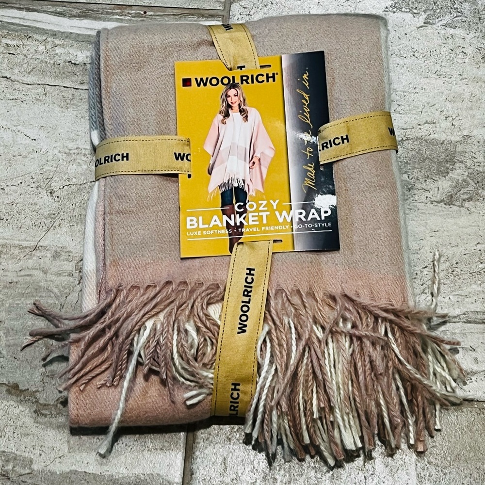 Woolrich Wrap, One Size Fits All